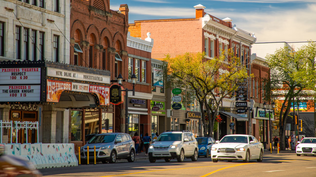 Top 10 Must-See Places in Edmonton: Unveiling Alberta's Capital City 3 image 4